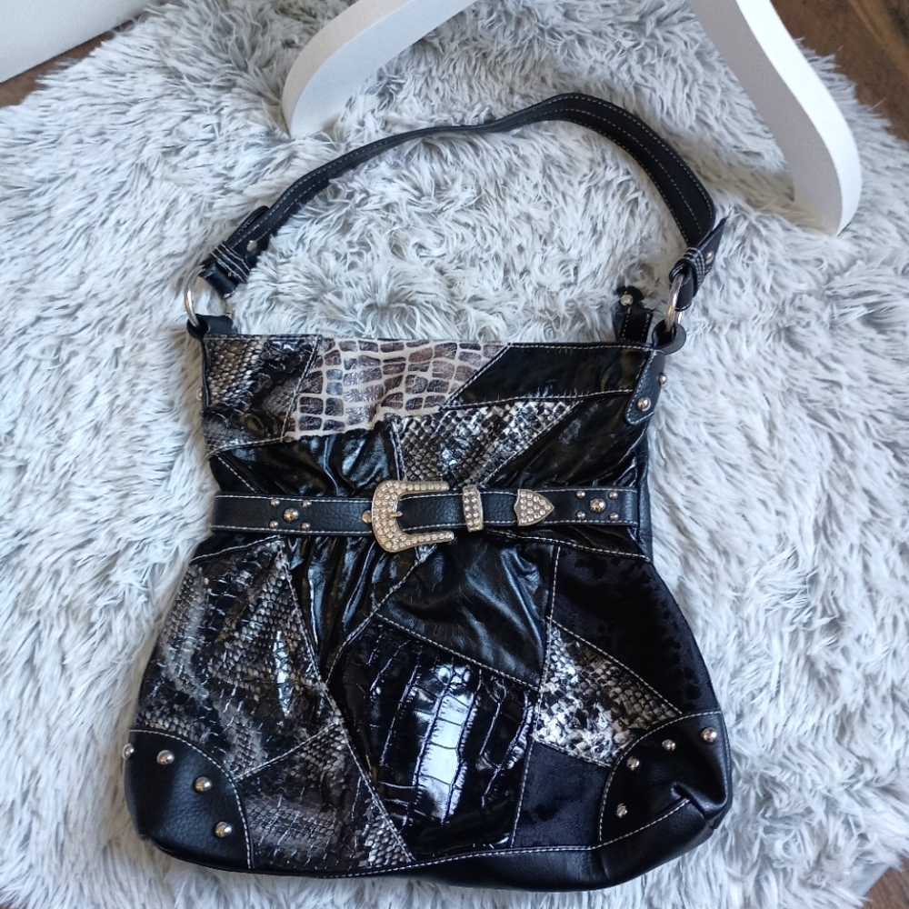 UNK BAG